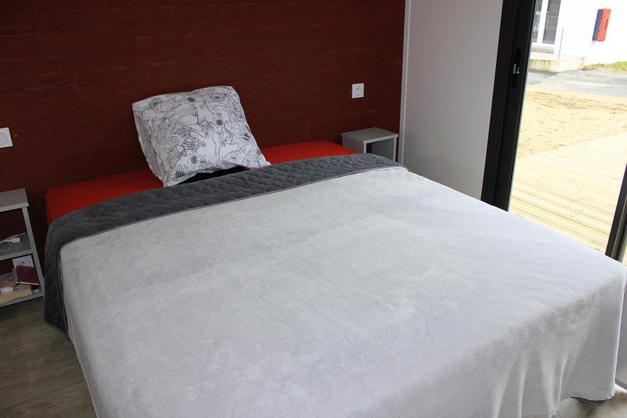 Chalet Pour 6, Domaine Avec Piscine 생 힐레르 드 리에 외부 사진