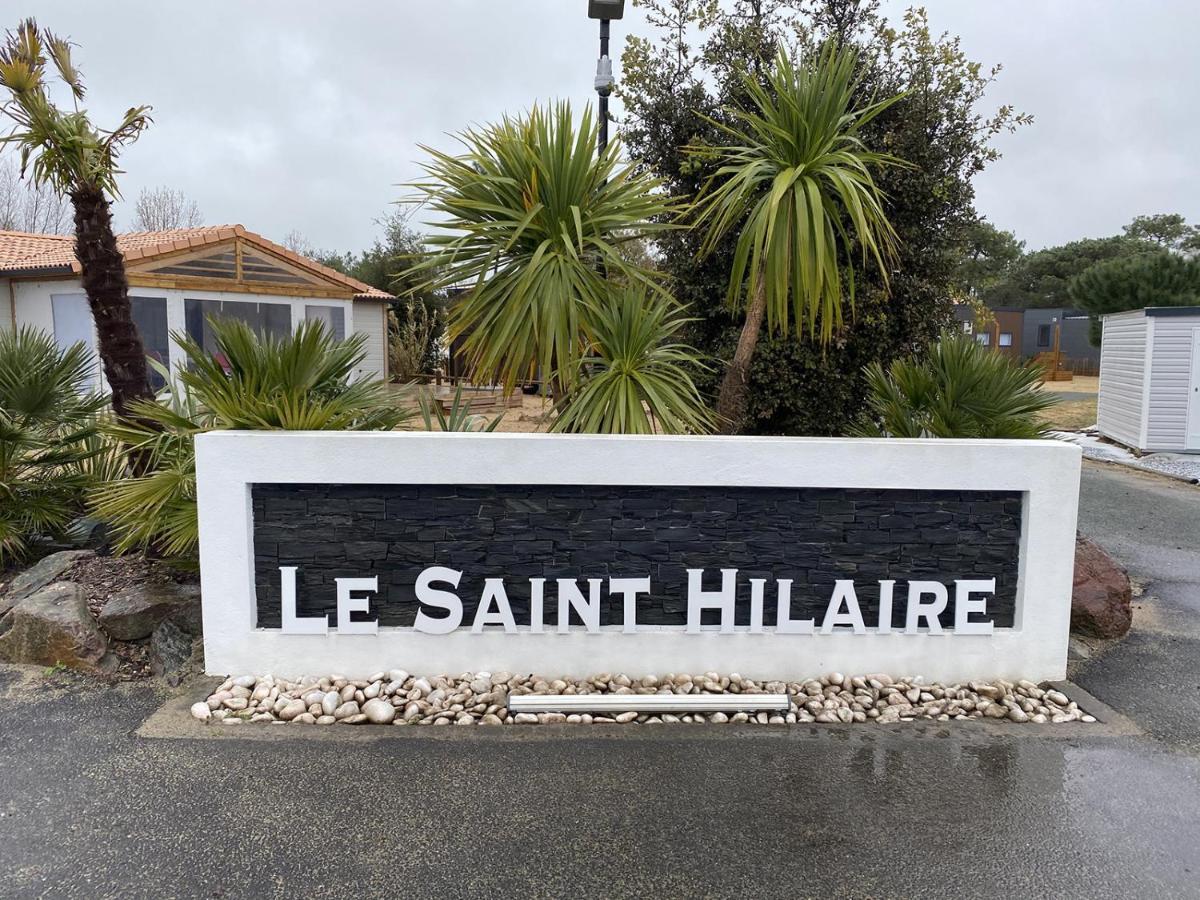 Chalet Pour 6, Domaine Avec Piscine 생 힐레르 드 리에 외부 사진